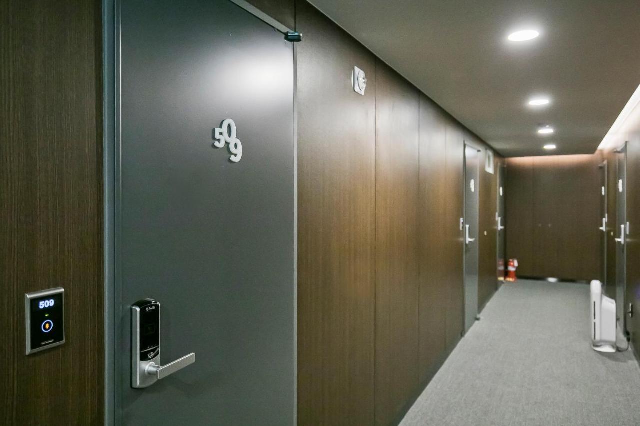 Philstay Myeongdong Station Сеул Екстер'єр фото
