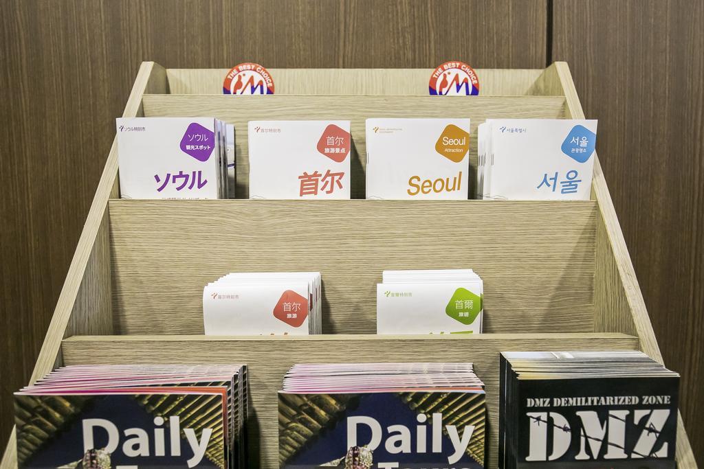 Philstay Myeongdong Station Сеул Екстер'єр фото