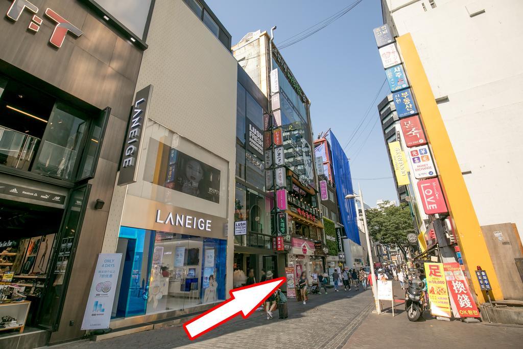Philstay Myeongdong Station Сеул Екстер'єр фото