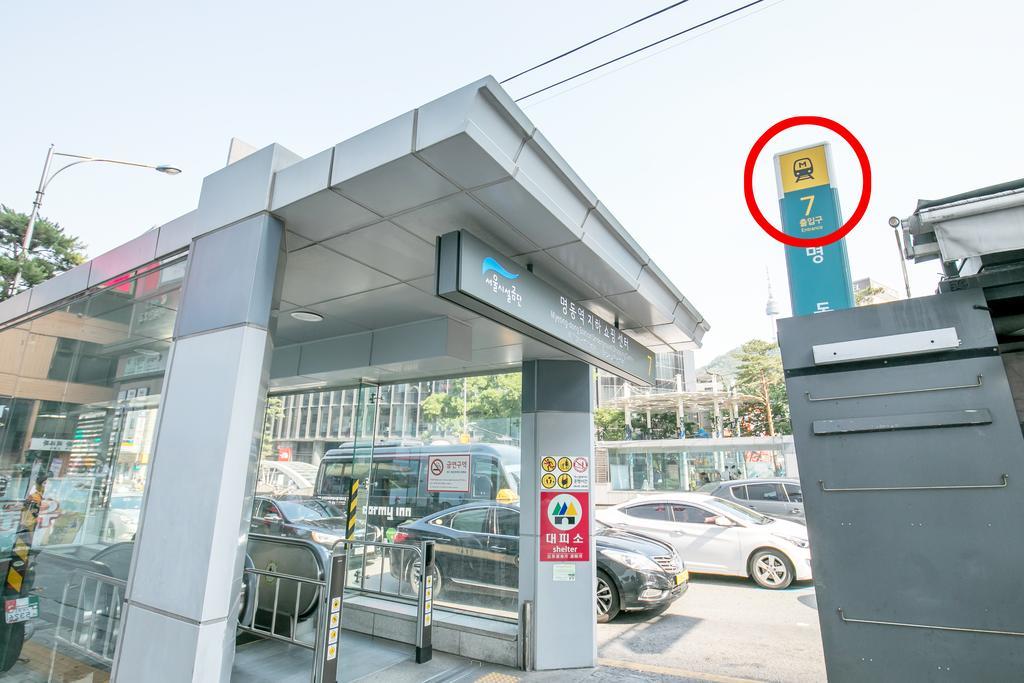 Philstay Myeongdong Station Сеул Екстер'єр фото
