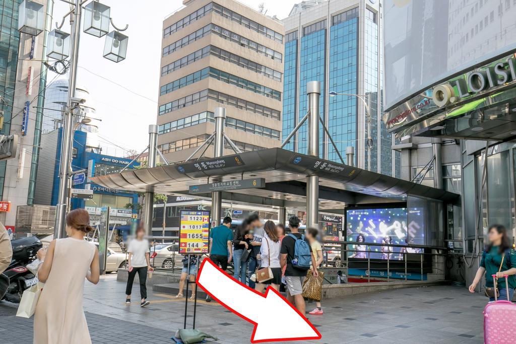 Philstay Myeongdong Station Сеул Екстер'єр фото