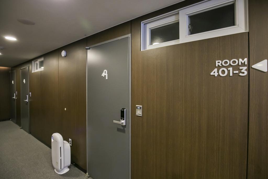 Philstay Myeongdong Station Сеул Екстер'єр фото
